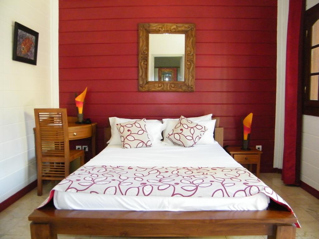 Le Domaine Des Pierres Hotel Saint-Pierre Szoba fotó