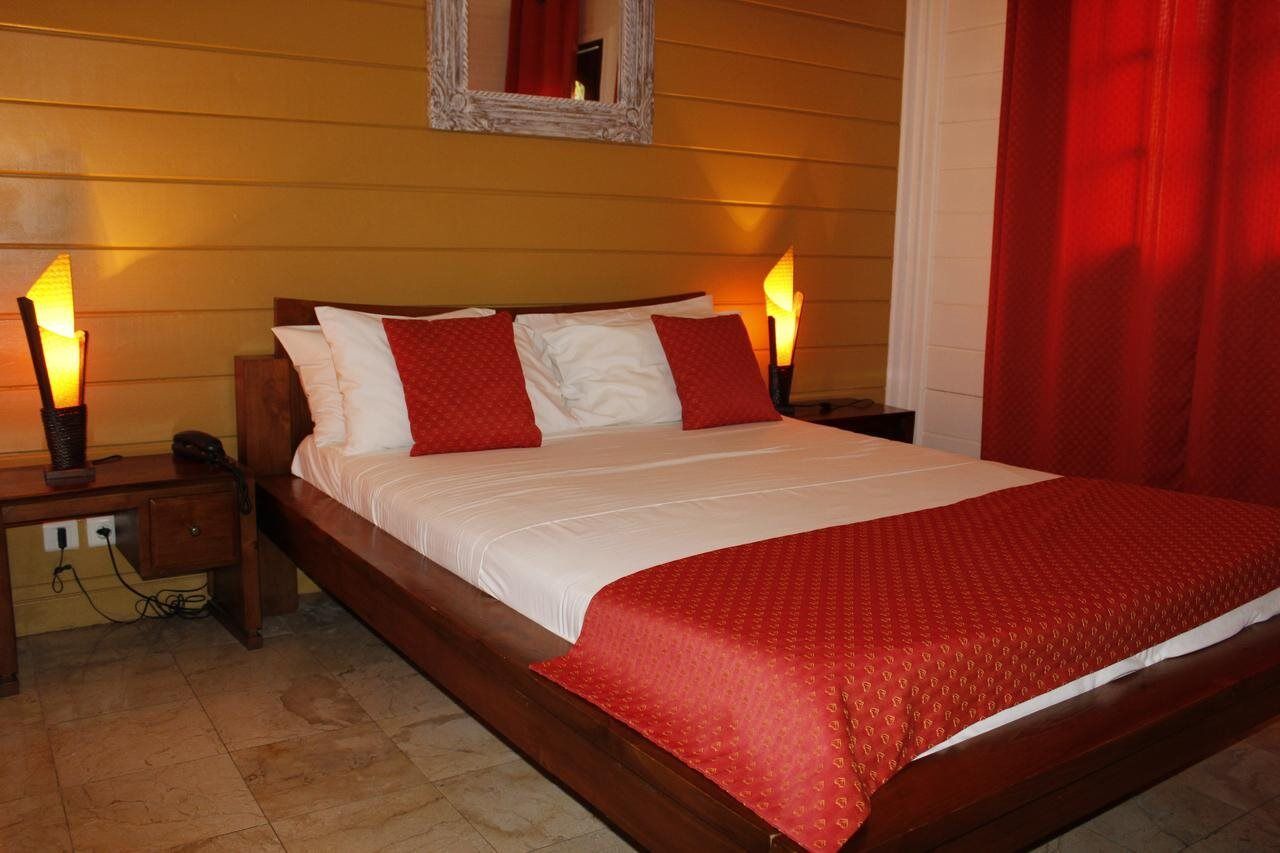 Le Domaine Des Pierres Hotel Saint-Pierre Kültér fotó